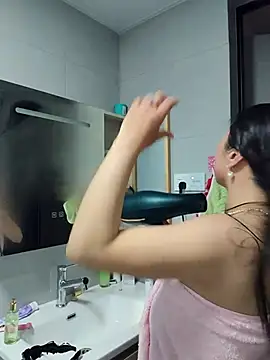 Snapshot of zzdd999 chatting on 6, 3, 2026 zzdd999 online show from 6, 3, 2026