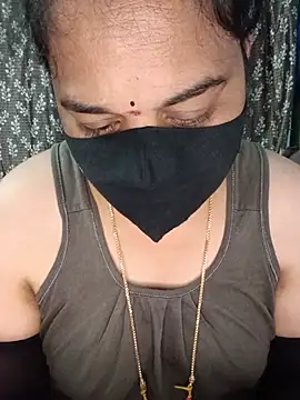 maduri   online show from 30, 7, 2026