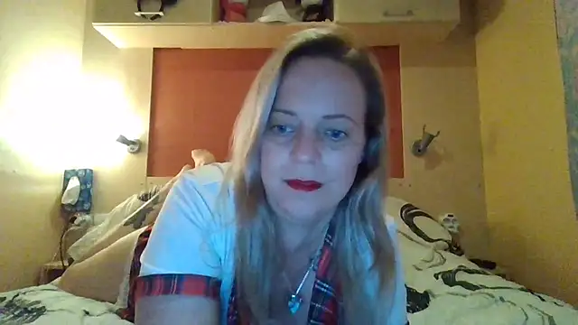 Snapshot of Miss-Chupagirly chatting on 21, 12, 2025 Miss-Chupagirly online show from 21, 12, 2025