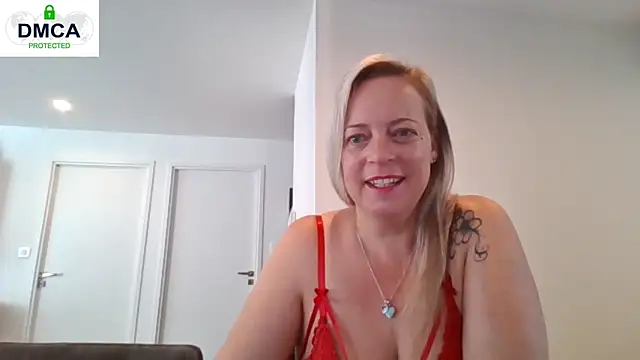 Miss-Chupagirly online show from 18, 7, 2026