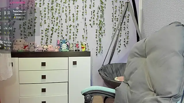 Yoonhee ki online show from 6, 5, 2026