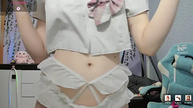Yoonhee ki online show from 21, 7, 2026