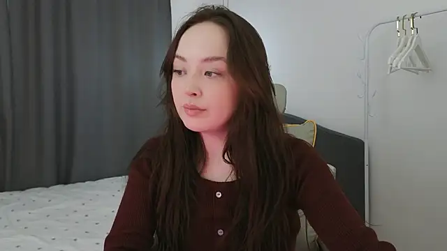 Snapshot of fallin_lovee chatting on 25, 3, 2026 fallin lovee online show from 25, 3, 2026