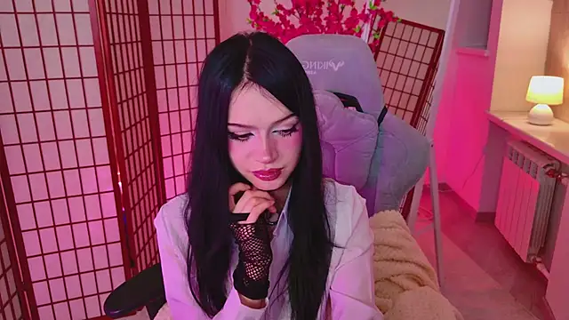 Dark Diva online show from 9, 5, 2026
