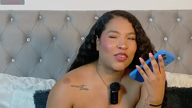 izzybelmonth12 online show from 5, 7, 2026
