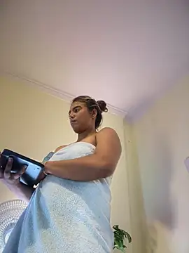 MiaSizzle online show from 8, 3, 2026