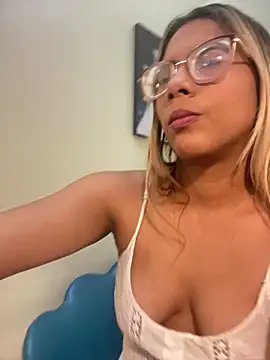 MiaSizzle online show from 21, 3, 2026