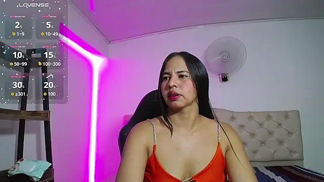 nicol ross19 online show from 23, 7, 2026