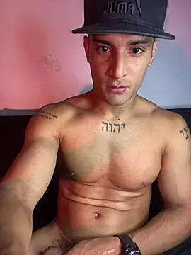 Maicol xxxx online show from 25, 2, 2026