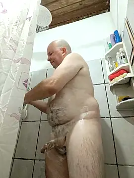 Snapshot of luis8558 chatting on 11, 1, 2026 luis8558 online show from 11, 1, 2026