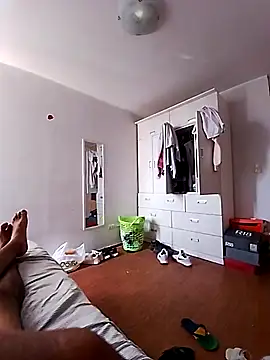 Snapshot of Yrresistible666 chatting on 17, 1, 2026 Yrresistible666 online show from 17, 1, 2026