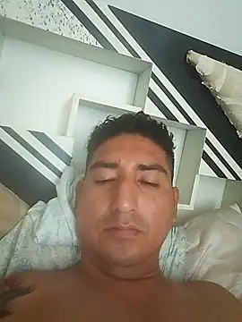 Snapshot of Yrresistible666 chatting on 3, 2, 2026 Yrresistible666 online show from 3, 2, 2026