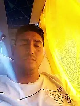 Snapshot of Yrresistible666 chatting on 7, 2, 2026 Yrresistible666 online show from 7, 2, 2026