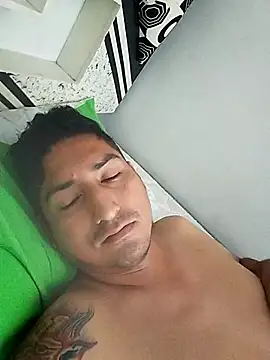 Snapshot of Yrresistible666 chatting on 13, 2, 2026 Yrresistible666 online show from 13, 2, 2026