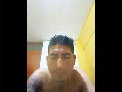 Snapshot of Yrresistible666 chatting on 12, 3, 2026 Yrresistible666 online show from 12, 3, 2026