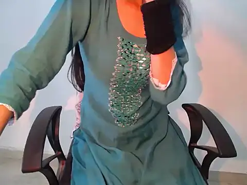 Snapshot of Farhana_beautyfull chatting on 21, 3, 2026 Farhana beautyfull online show from 21, 3, 2026