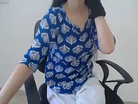 Snapshot of Farhana_beautyfull chatting on 16, 4, 2026 Farhana beautyfull online show from 16, 4, 2026
