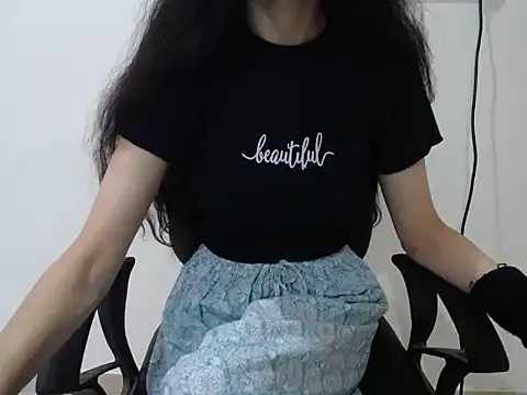 Snapshot of Farhana_beautyfull chatting on 21, 4, 2026 Farhana beautyfull online show from 21, 4, 2026
