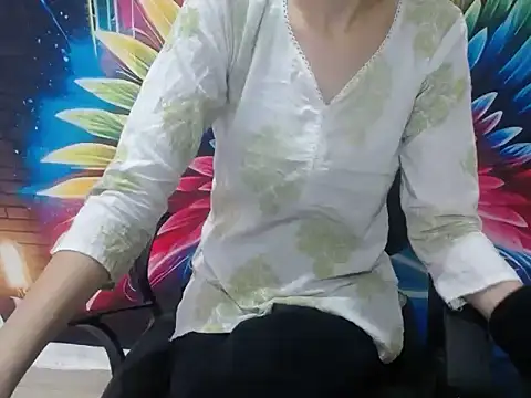 Snapshot of Farhana_beautyfull chatting on 28, 4, 2026 Farhana beautyfull online show from 28, 4, 2026