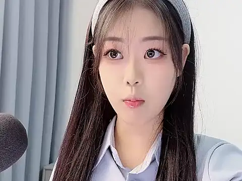 Snapshot of smalldaisy chatting on 6, 1, 2026 smalldaisy online show from 6, 1, 2026