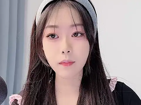 Snapshot of smalldaisy chatting on 12, 1, 2026 smalldaisy online show from 12, 1, 2026