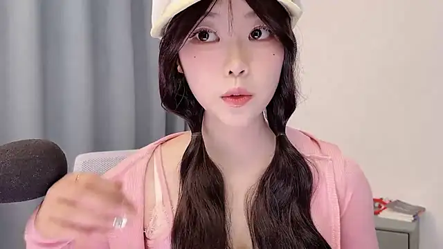 Snapshot of smalldaisy chatting on 20, 3, 2026 smalldaisy online show from 20, 3, 2026