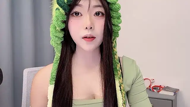 Snapshot of smalldaisy chatting on 21, 3, 2026 smalldaisy online show from 21, 3, 2026