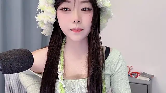 Snapshot of smalldaisy chatting on 22, 3, 2026 smalldaisy online show from 22, 3, 2026