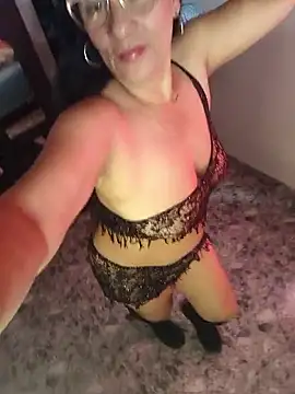 KiaraFoster online show from 16, 5, 2026