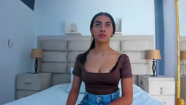 Snapshot of ManuelaEvans_ chatting on 6, 1, 2026 ManuelaEvans online show from 6, 1, 2026