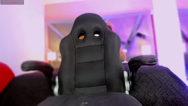 Snapshot of Charlotteinpole chatting on 24, 2, 2026 Charlotteinpole online show from 24, 2, 2026