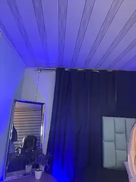 Snapshot of Emilyy05_ chatting on 6, 6, 2026 Emilyy05 online show from 6, 6, 2026