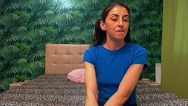 Snapshot of Stella_John chatting on 8, 1, 2025 Stella John online show from 8, 1, 2025