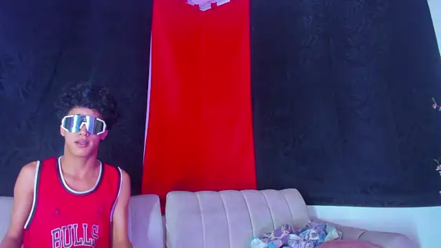 Snapshot of Pleasure_boys_hot chatting on 2, 3, 2026 Pleasure boys hot online show from 2, 3, 2026