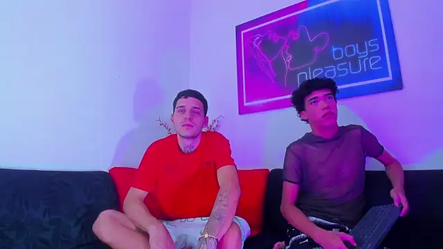 Snapshot of Pleasure_boys_hot chatting on 4, 3, 2026 Pleasure boys hot online show from 4, 3, 2026