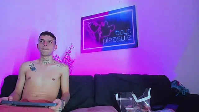 Snapshot of Pleasure_boys_hot chatting on 12, 3, 2026 Pleasure boys hot online show from 12, 3, 2026