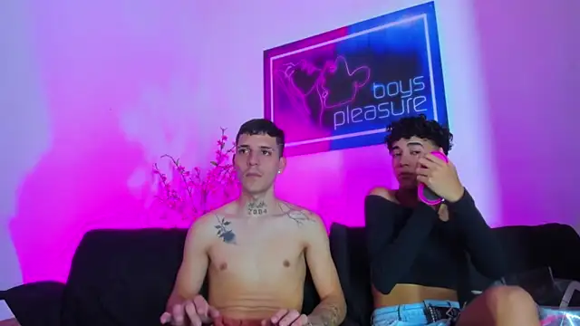 Snapshot of Pleasure_boys_hot chatting on 20, 3, 2026 Pleasure boys hot online show from 20, 3, 2026