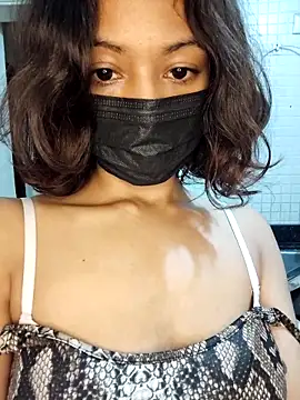 Snapshot of Sizzler_0011 chatting on 22, 12, 2025 Sizzler 0011 online show from 22, 12, 2025