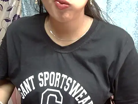 cute Dirty Diva online show from 22, 6, 2026