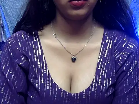 cute Dirty Diva online show from 3, 7, 2026