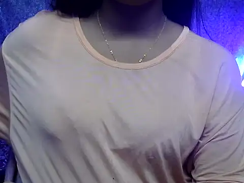cute Dirty Diva online show from 1, 8, 2026