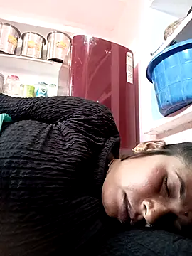 Snapshot of Rakhi_cut chatting on 2, 3, 2026 Rakhi cut online show from 2, 3, 2026