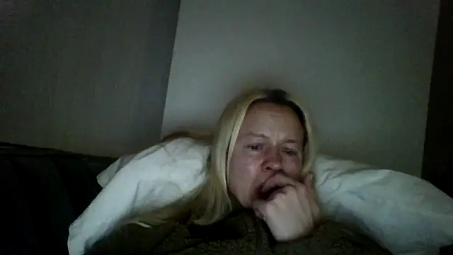 jennyblondeuk online show from 23, 3, 2026