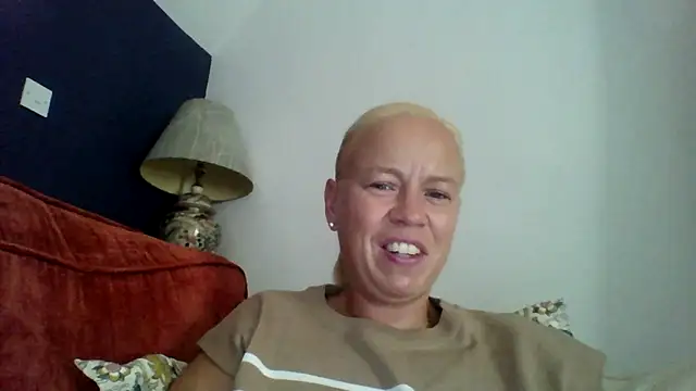 jennyblondeuk online show from 23, 7, 2026