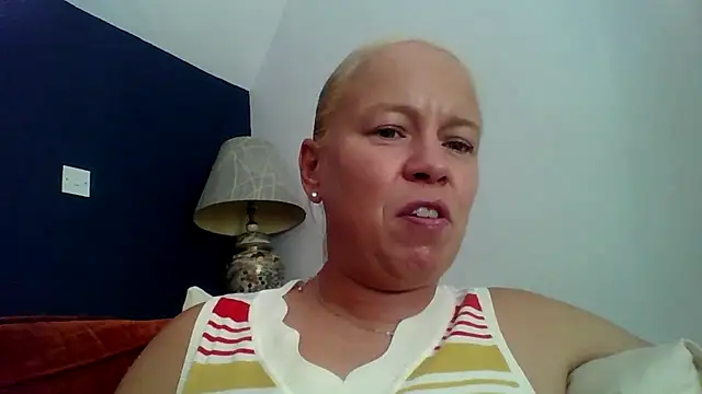jennyblondeuk online show from 25, 7, 2026
