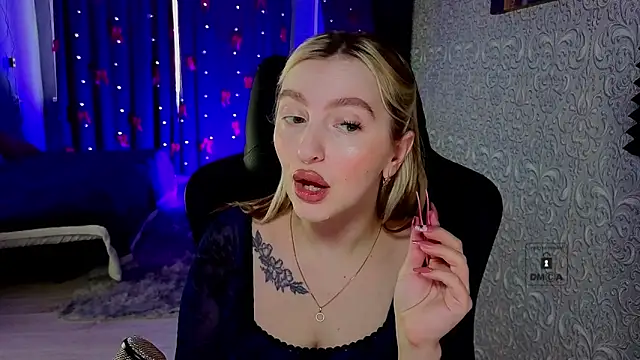 Snapshot of Eva_Vibe_ chatting on 4, 3, 2026 Eva Vibe online show from 4, 3, 2026