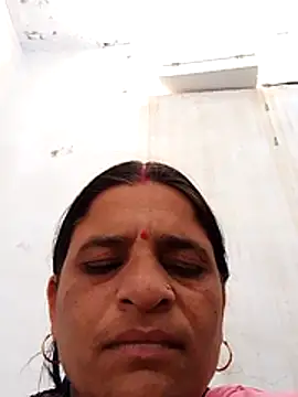 Snapshot of CUTE_Ishpa chatting on 6, 1, 2026 CUTE Ishpa online show from 6, 1, 2026