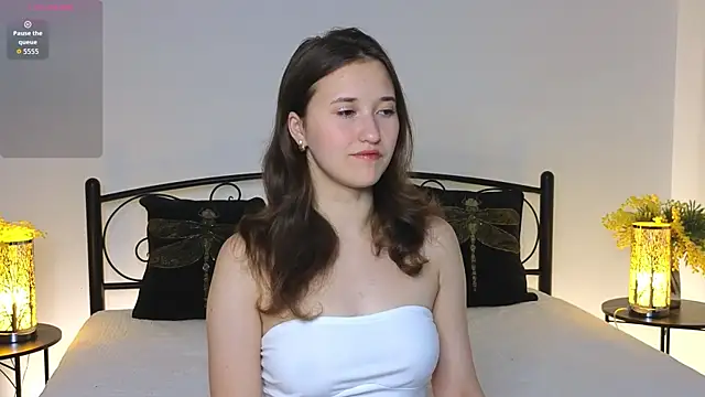 Snapshot of JesseCaits chatting on 23, 7, 2026 JesseCaits online show from 23, 7, 2026