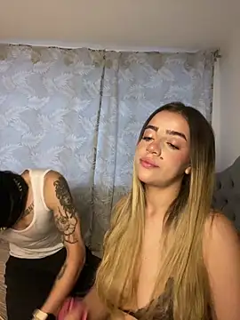 cute emmma online show from 27, 2, 2026