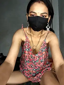 Snapshot of miss_siya_00 chatting on 13, 2, 2026 miss siya 00 online show from 13, 2, 2026